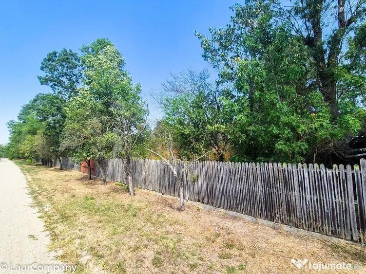 Casa , teren intravilan Urlueni Barla Arges - 1