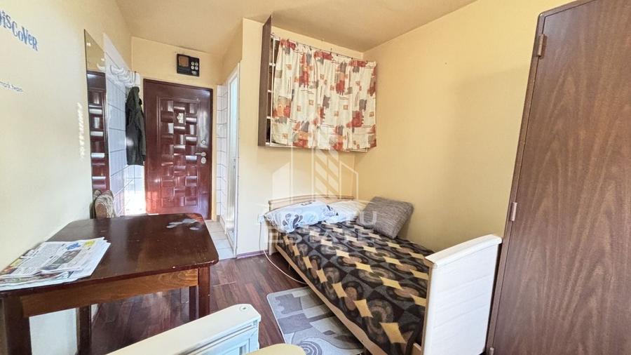 Garsoniera in Complexul Studentesc, etaj intermediar, ideal investitie - 1