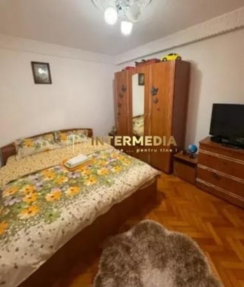 Apartament cu 2 camere decomandat, mobilat în Cetate