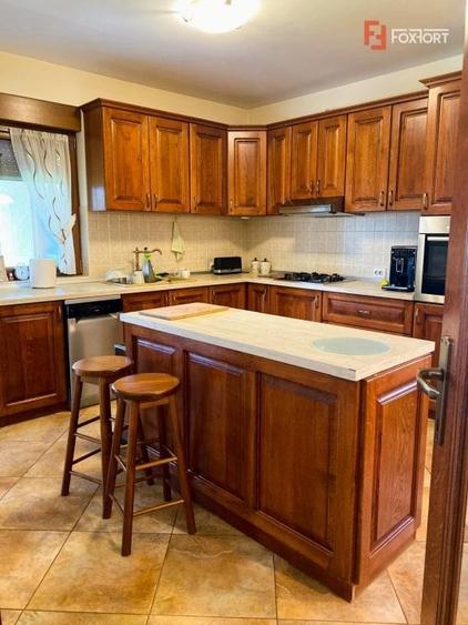 Casa individuala 5 camere si 4 locuri de parcare in Giroc - 15