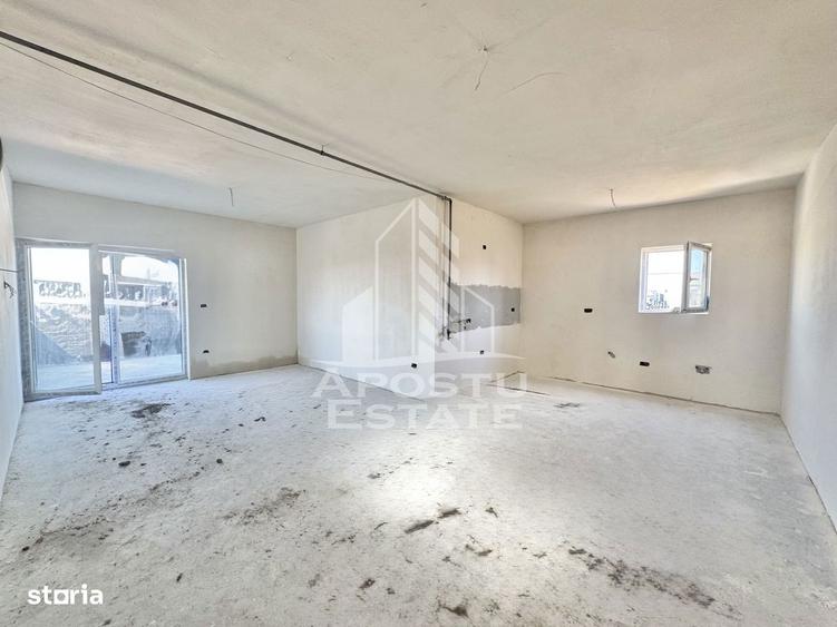 Penthouse cu 3 camere, dressing si terase de 50 mp la intrare in Giroc - 2