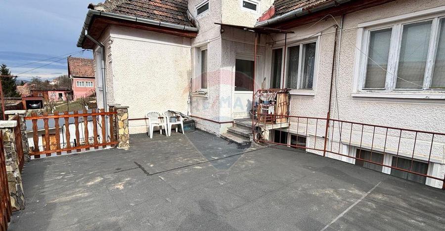 Casa duplex, 3 camere, curte, terasa, in zona linistita - 2