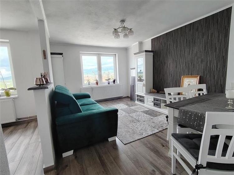 Apartament 3 camere (Gheorgheni, Car. Bucin 27/A) - 1