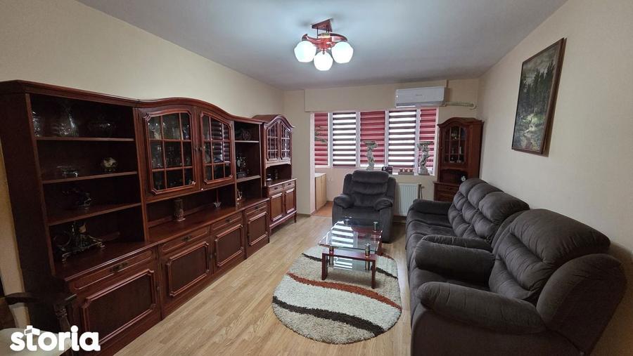De vanzare 3 camere , centru - 8