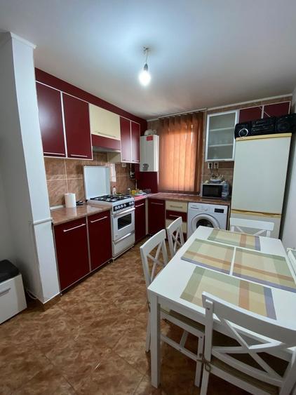 Apartament de vanzare - 3