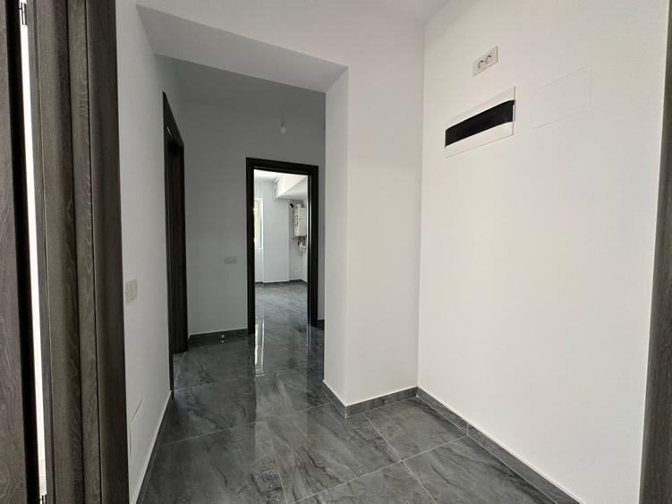 Pret Promotional/ Apartamente Decomandate / Sector 6 - 8