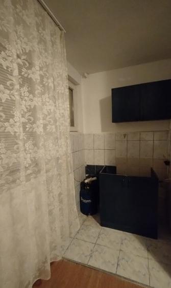 OFERTA ! Garsoniera cocheta,la 10 min.de centrul Bucurestiului,parcare - 5