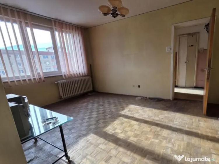 Apartament 2 camere, semidecomandat - zona Garii - 5