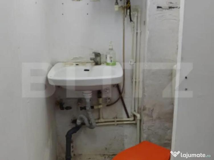 Spatiu comercial, 33 mp, zona Central - 1