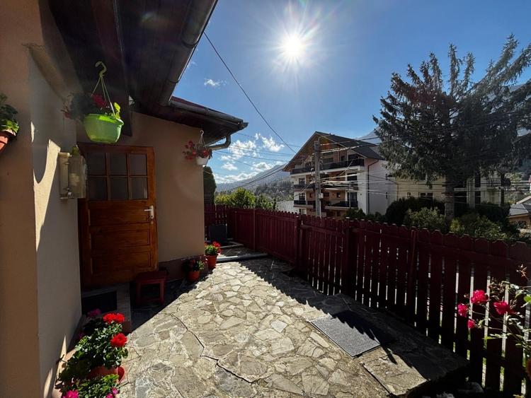 Busteni Casa de vacanta sau locuinta permanenta in Busteni, cartier Zamora- zona A - 11