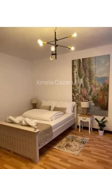 Inchiriez garsoniera moderna in Centrul Vechi - cu terasa Inchiriez garsoniera moderna in Centrul Vechi - cu terasa