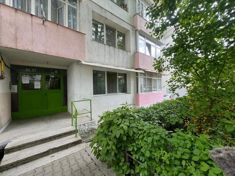 Apartament de vanzare Vaslui - 2 camere - 52 mp - Proprietar - 8