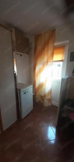 Inchiriez camera la casa - 1