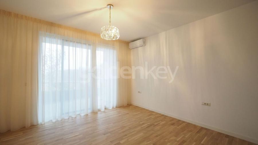 Apartament cu 4 camere in fata padurii | 2 garaje | 44mp terase - 13