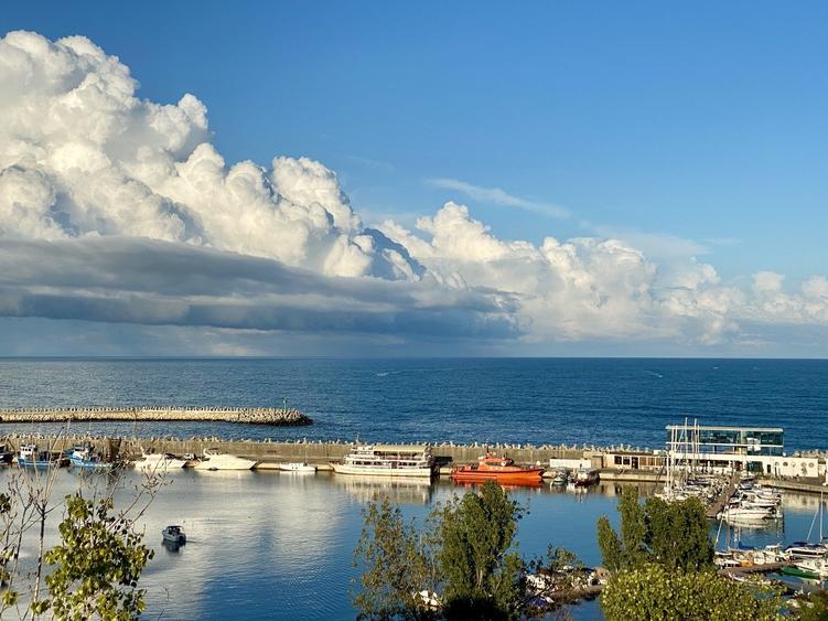 Peninsula , Piata Ovidiu - 8