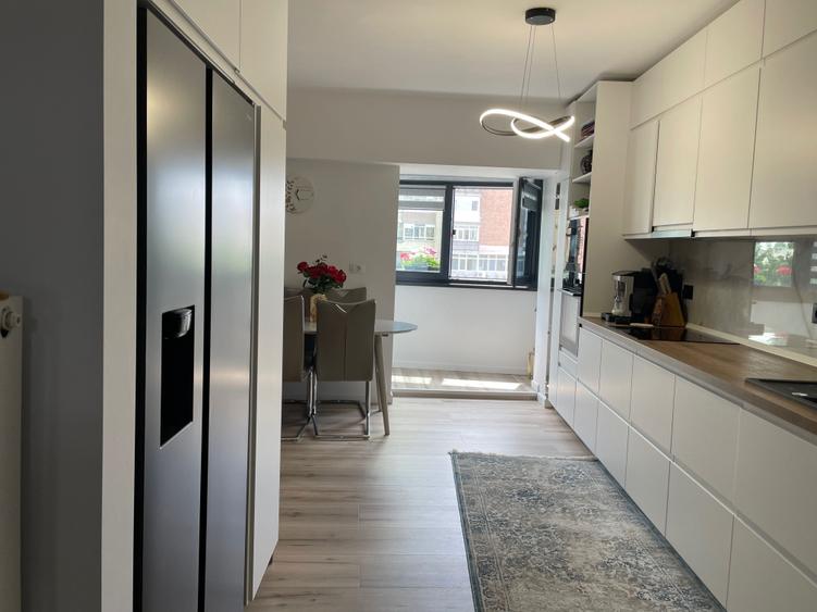 Vand ap 4 camere lux in Buzau,centru - 3