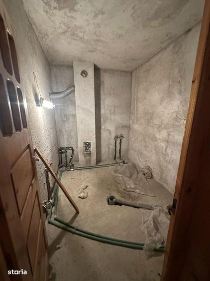 Vand casa cu 5.000 mp teren la doar 65.000! - 5