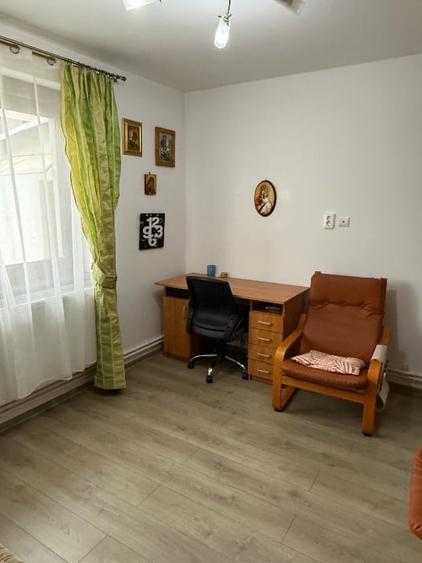 Propietar , libera ,mobilata si utilata . 3 dormitoare ,2 bai etc - 12