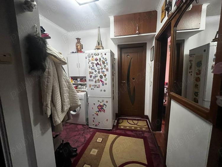 Vand apartament cu doua camere decomandat si complet mobilat - 5