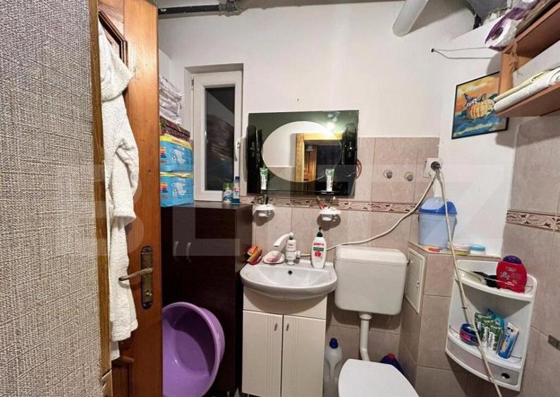 Casa pe 2 nivele , 240 mp , zona Draxlmaier - 19