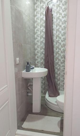 Garsoniera in zona Tractorul - 3