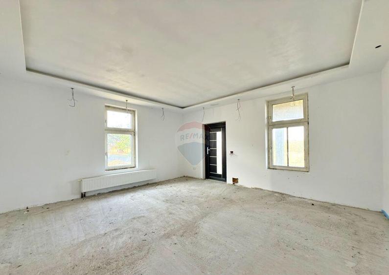 Casa cu 2 camere de vanzare loc. Frumu?eni, jud. Arad - 4