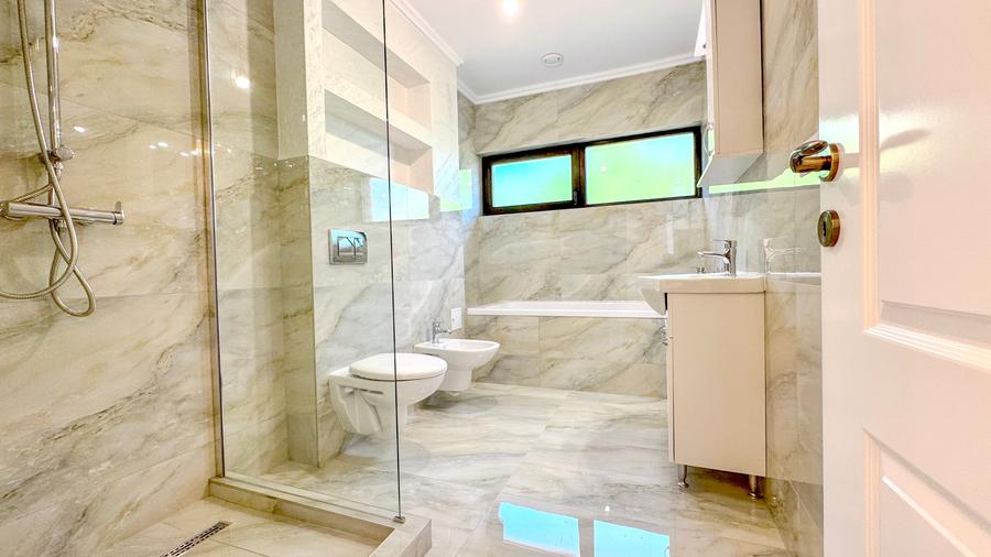 Casa eficienta energetic cu teren 500 mp in Harman - 19