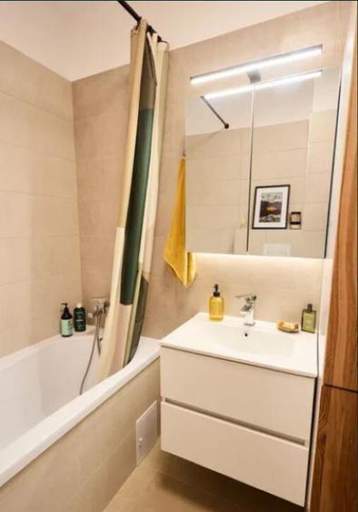 Apartament 2 camere, decomandat - zona Cristian - 4