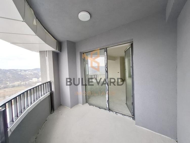 Penthouse 194 mp utili + 4 balcoane, view superb! - 23