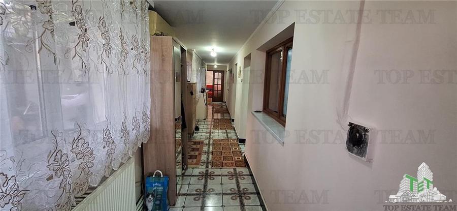 Casa  spatioasa cu 5 camere si curte proprie in Zona Bratianu, Constanta - 9