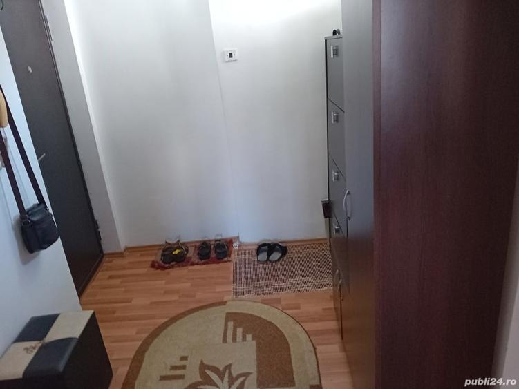 Vand Ap 3 camere decomandat ?i mansardat in Slatina,7o mp. - 8