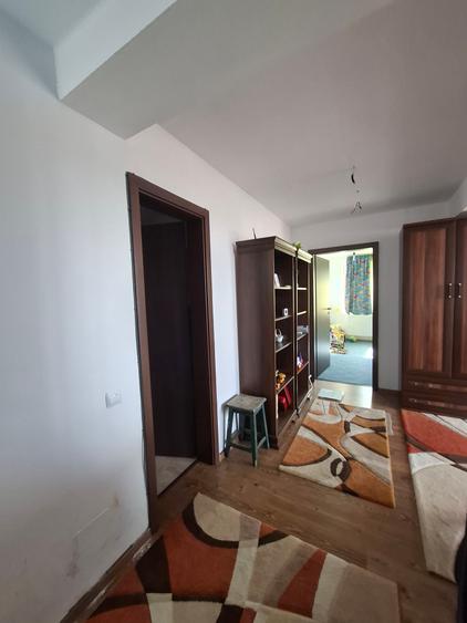 Apartament 3 camere - 25