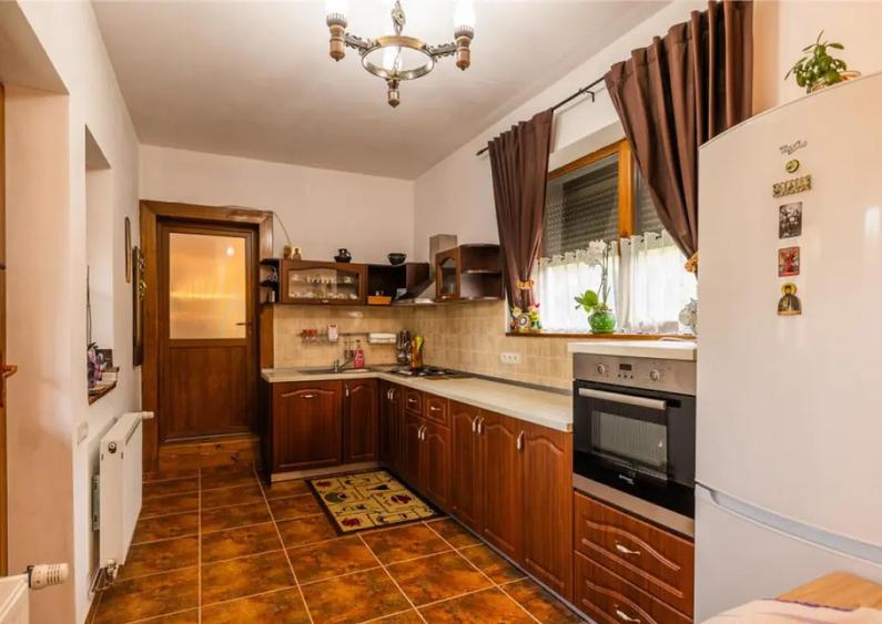 FILM! Investitie 2 in 1:Unitati independente domeniu 1.742m - 4