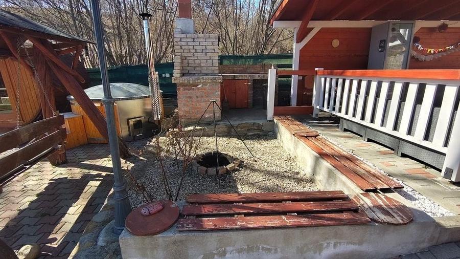 Casa cu destinatie multipla, teren de 1560 mp,  piscina,  Feleacu - 52