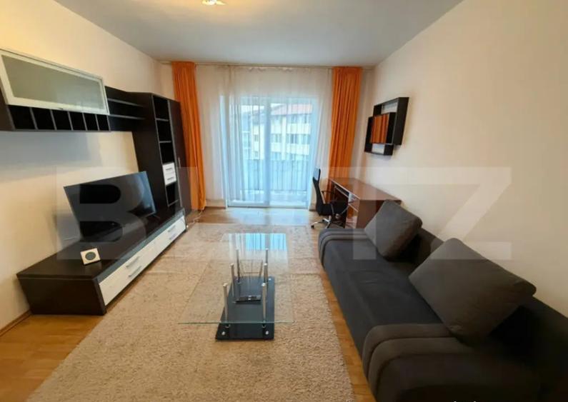 Apartament 1 camera, decomandat, parcare, zona Florilor - 1