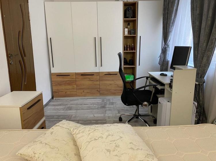 Apartament cu 2 camere decomandat în Exterior Vest