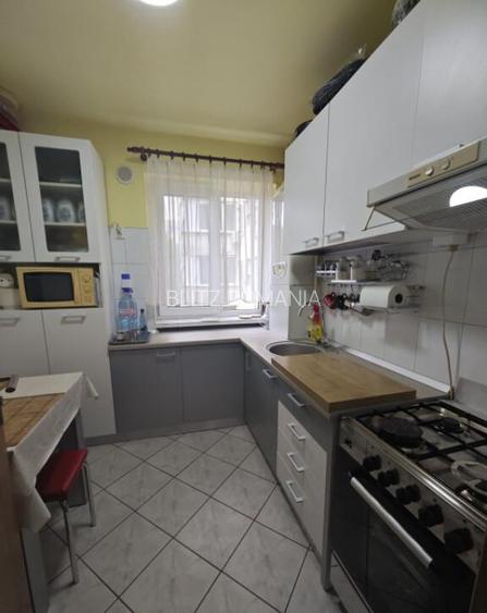 Apartament de vanzare, cu 2 camere, 41 mp, zona ultracentral Apartament de vanzare, cu 2 camere, 41 mp, zona ultracentral