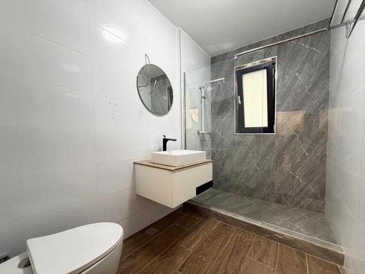 Vedere frontală la mare- Apartamant cu 2 camere in Mamaia Nord - 5