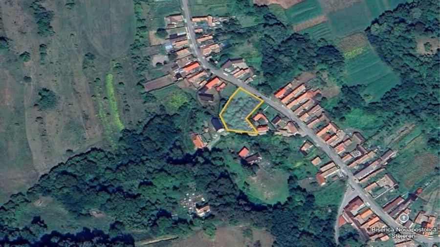 Vand loc de casa (casa demolabila) in sat Stejareni, comuna Danes, la 10km de Sighisoara. - 1