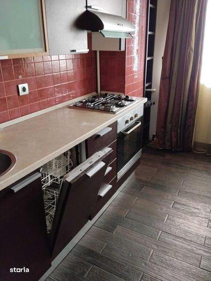 Inchiriez apartament 2 camere zona centrala - 3