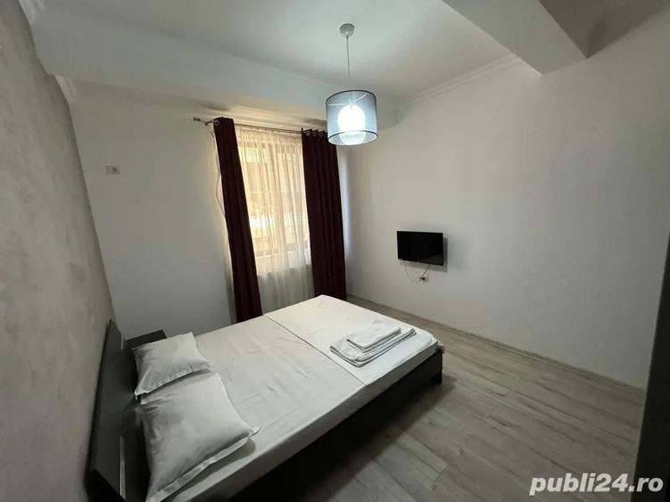 Inchiriez apartament cu 2 camere - 1