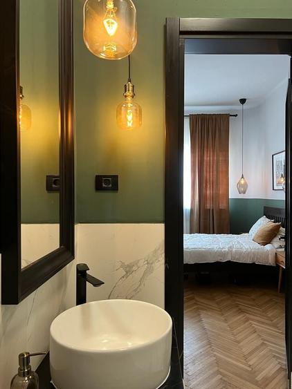 Studio exclusivist in zona Dacia - piata Gemeni - 17