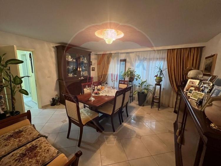 Apartament cu 4 camere de vanzare in zona Exterior Est - 4