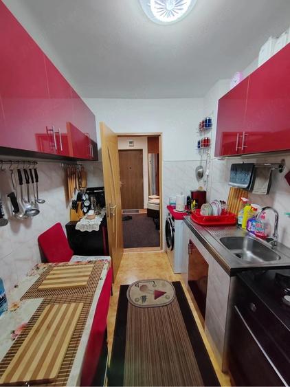 Vand apartament cu 2 camere + boxa inclusa in CF - 1