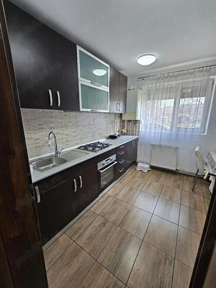 inchiriez apartament doua camere micro 11 - 4