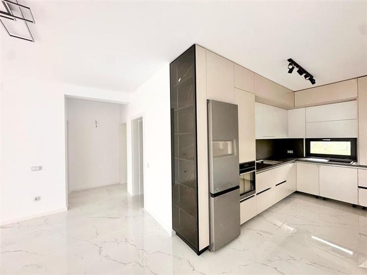 Casă individuală cu 4 camere cu Teren 530 Mp în Valea Ursului