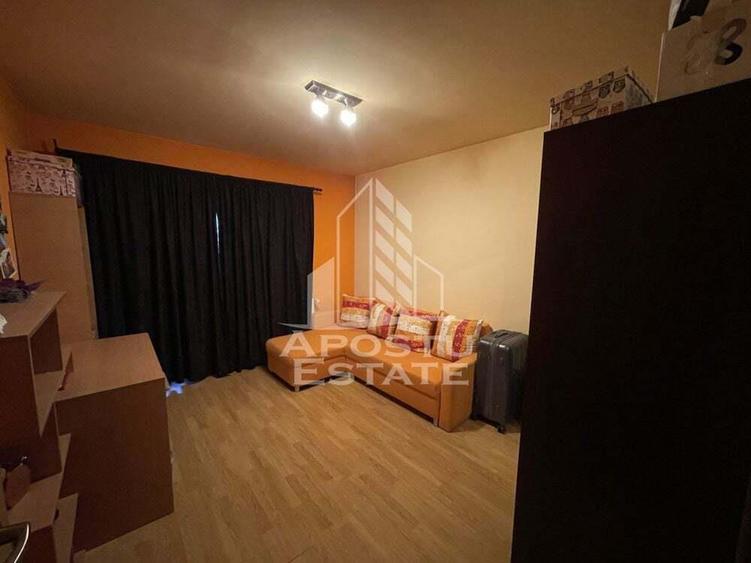 Casa individuala cu 8 camere, + anexa, Zona Bucovina - 9