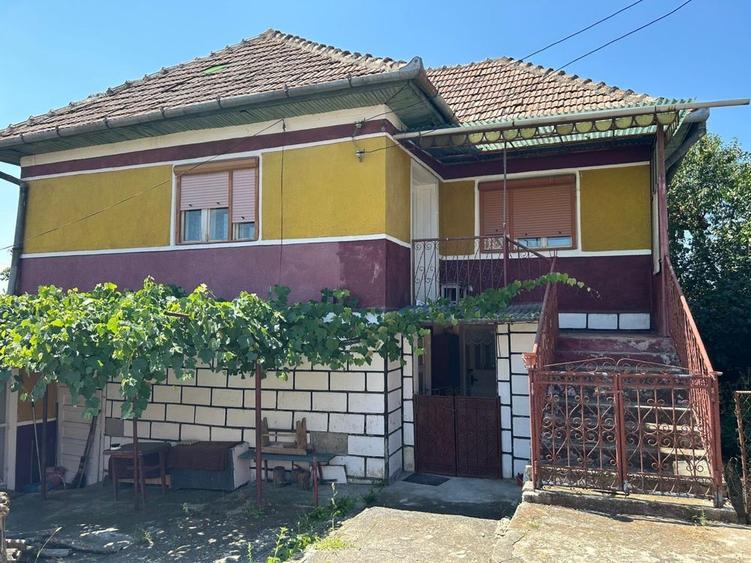 Casa de vanzare sat Rediu - 5