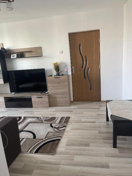 Închiriez apartament - 3