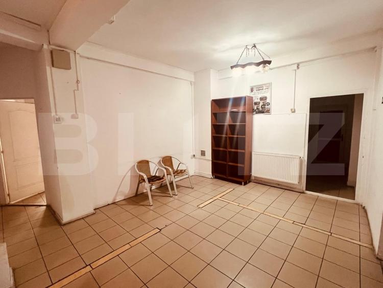 Spatiu comercial 121 mp, vitrina, 1 Mai - 9